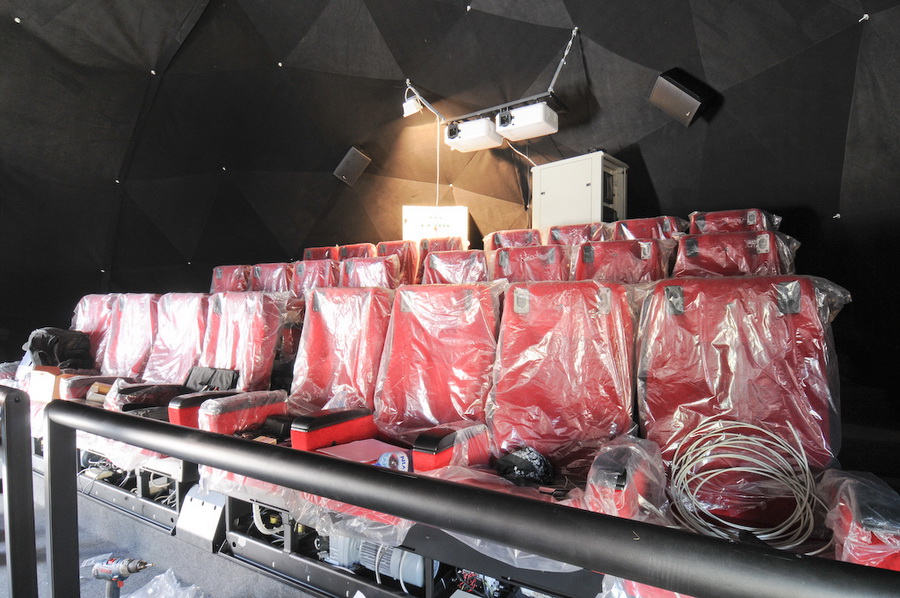 65m2 Mobili 4D Kino Salė Kupolas Ø7x11m | Varna, Bulgarija