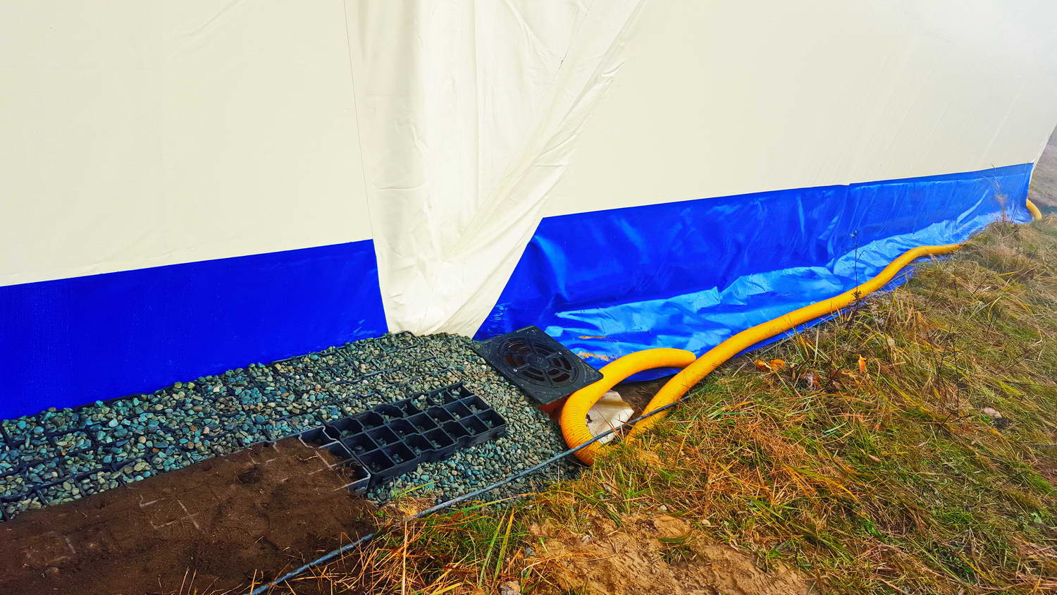 Žirgynas ir Manežas Kupolas Ø24m | Ūkininko ūkis, Ledziny, Lenkija