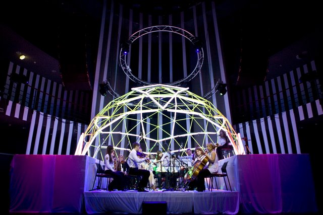 Desyn Masiello – Omid 16B – Demi @ Pure Future White 2009 | Vilnius, Lietuva