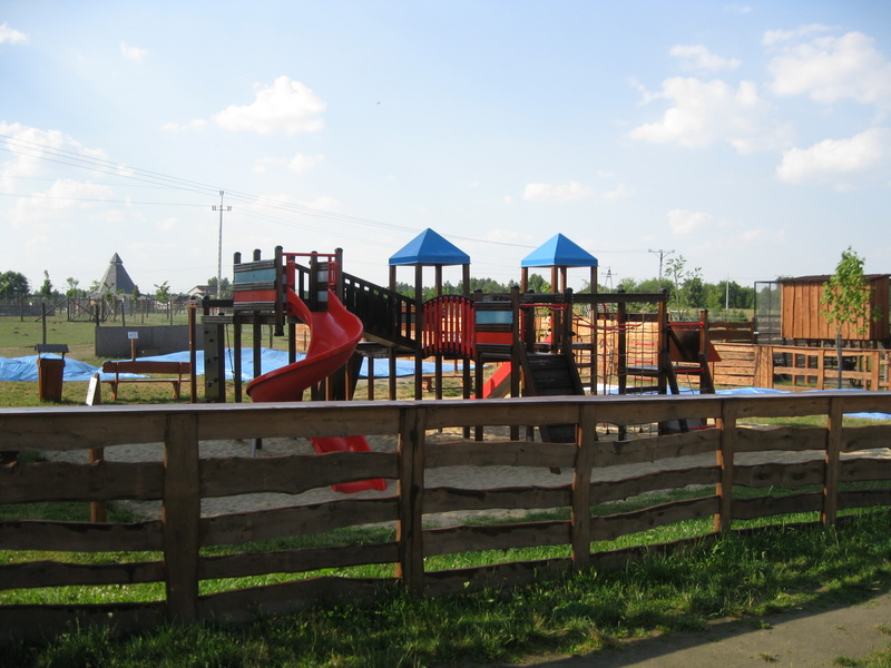 1000m² Vaikų Pramogų Centras @ Ø34+12m+8m Kupolai | Borysevas, Lenkija