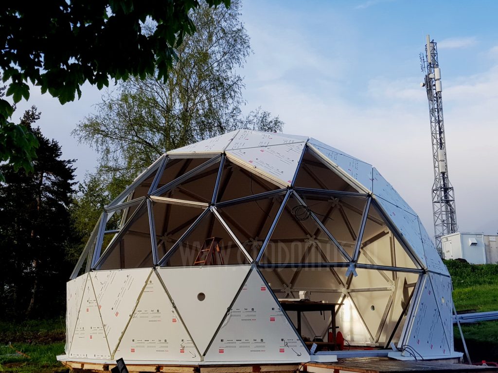 GEODOMAS_GLASS_DOME_COSMO_47