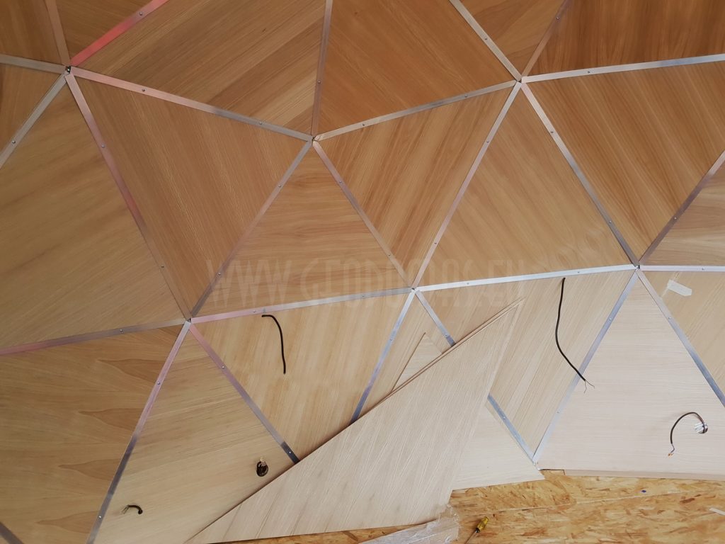 GEODOMAS_GLASS_DOME_COSMO_76