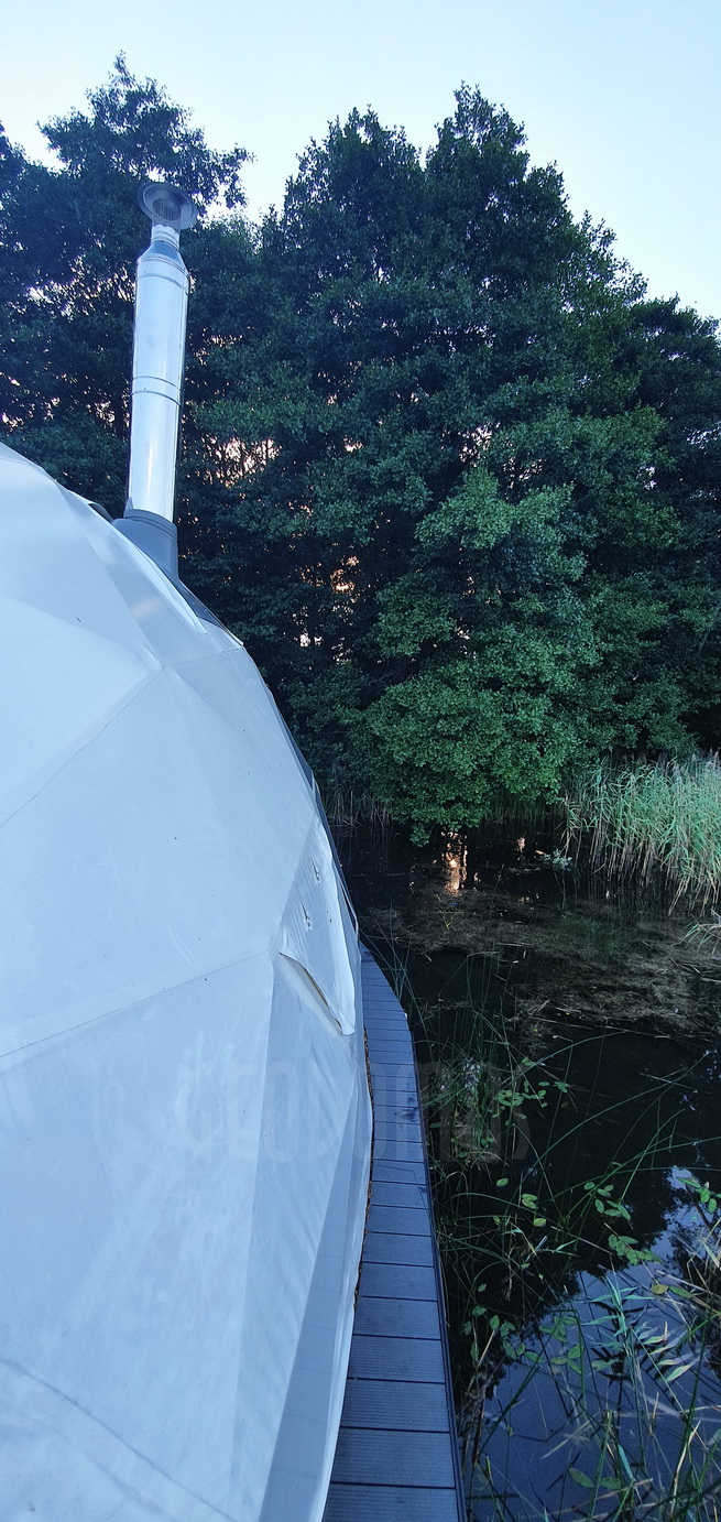 27m² Pramoginis Glamping laivas Ø7m | Pasimėgaukite ežerų ir jų salų grožiu