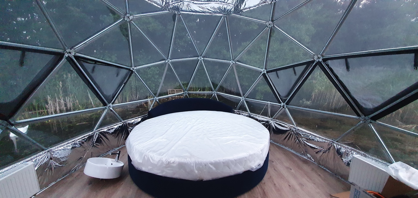 27m² Pramoginis Glamping laivas Ø7m | Pasimėgaukite ežerų ir jų salų grožiu