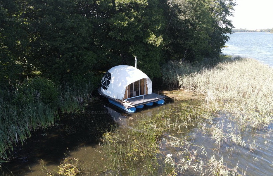 27m² Pramoginis Glamping laivas Ø7m | Pasimėgaukite ežerų ir jų salų grožiu