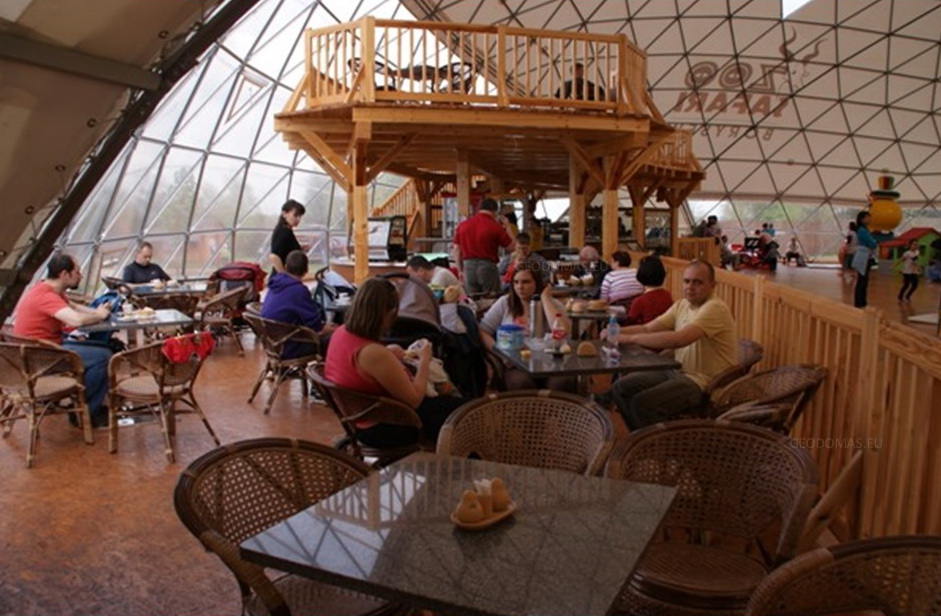 geodomas_zoo_safari_borysew_4 geodomas_zoo_safari_borysew_4