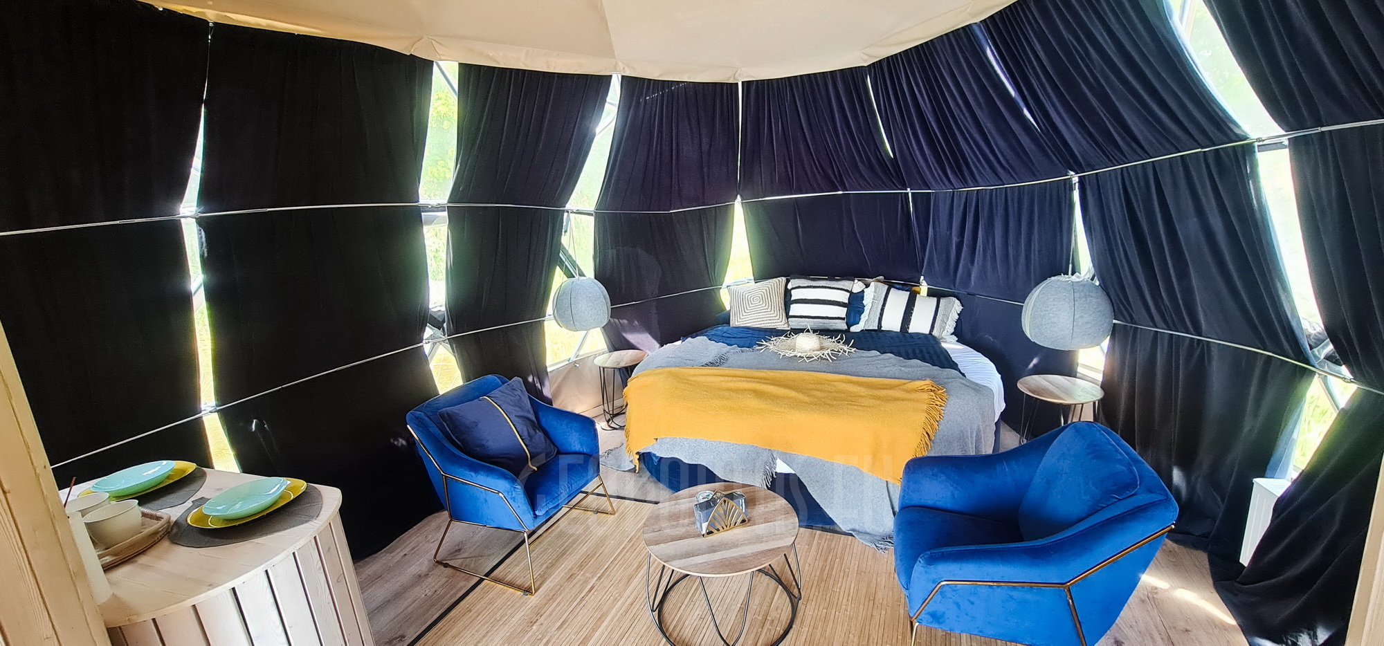 27m² Pramoginis Glamping laivas Ø7m | Pasimėgaukite ežerų ir jų salų grožiu