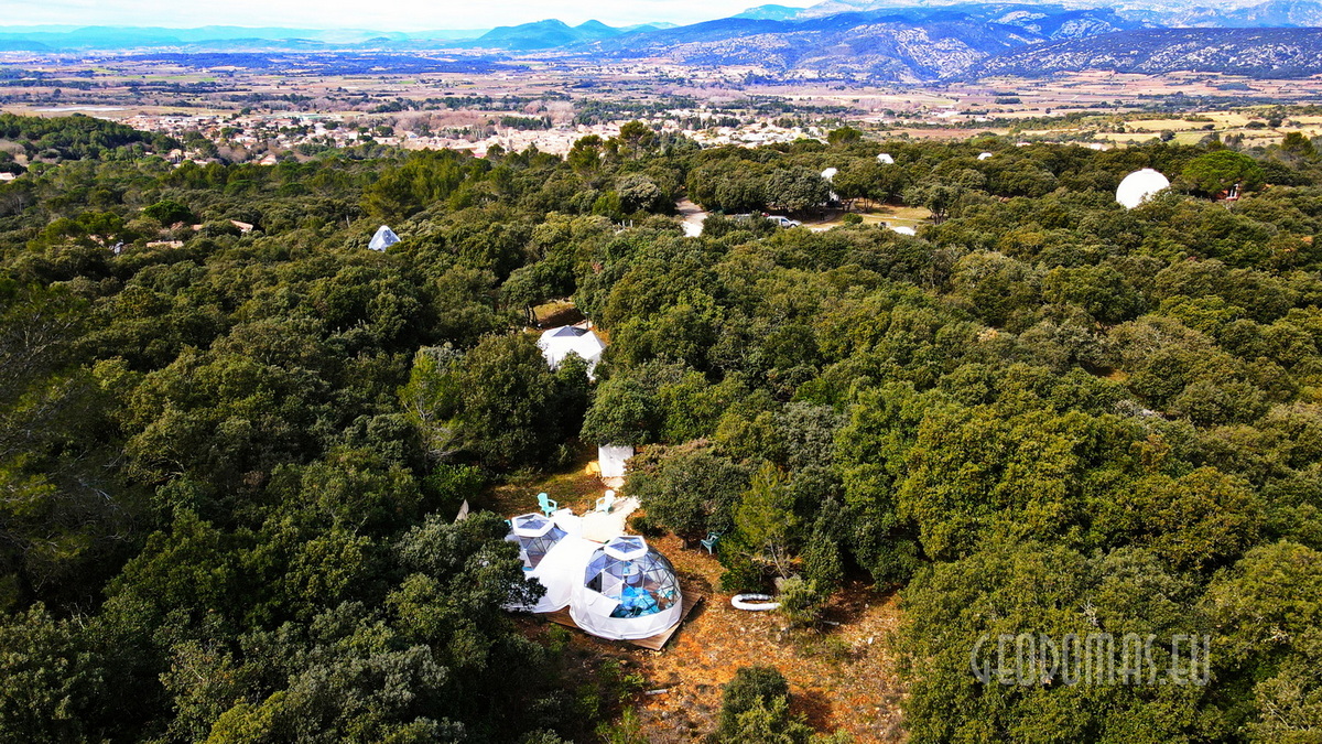 CRYSTAL KAPSULĖ & 28m2 GLAMPING KUPOLAI | Astronarium.Fr