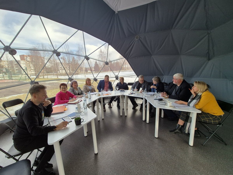 kaisadoris_kupolas_vaclovo_gimanzija_geodomas_02 kaisadoris_kupolas_vaclovo_gimanzija_geodomas_02