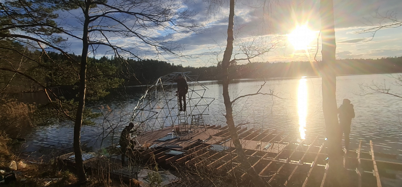 32m² Pramoginis Glamping Laivas Ø8m | Pasimėgaukite ežerų ir jų salų grožiu, Lakajai LT