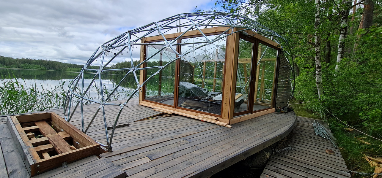 32m² Pramoginis Glamping Laivas Ø8m | Pasimėgaukite ežerų ir jų salų grožiu, Lakajai LT