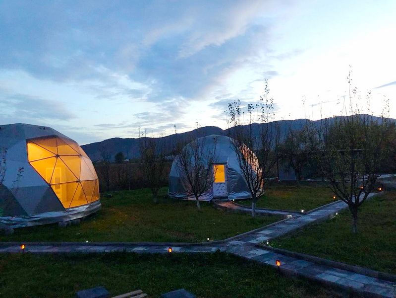 35m² x4 Glamping Kupolai Ø6,7m | Jiblea Veche, Rumunija