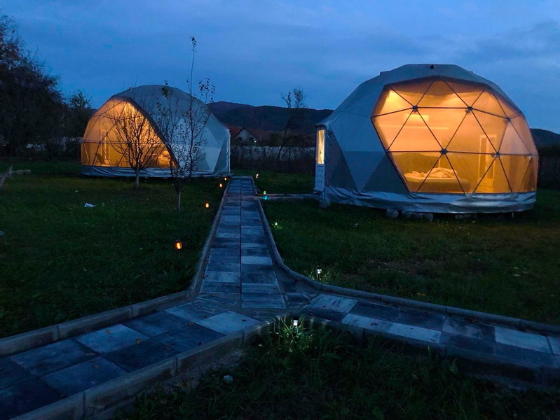 35m² x4 Glamping Kupolai Ø6,7m | Jiblea Veche, Rumunija