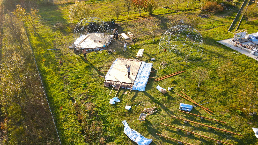 35m² x4 Glamping Kupolai Ø6,7m | Jiblea Veche, Rumunija